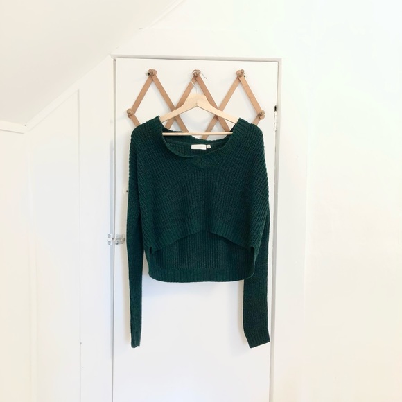 CLOTH. Dark Green Knit Crop - Picture 1 of 4